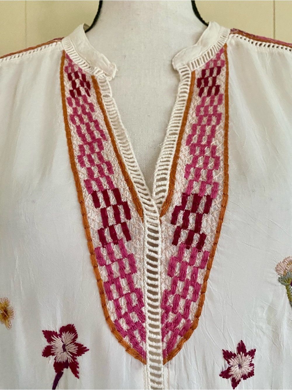 Johnny Was Multicolor Floral & Butterfly Embroidery Blouse - Picture 6 of 16